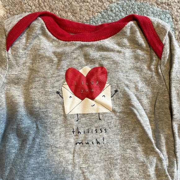 Baby Gap Valentine’s Day set. Onesie and pants. - Picture 2 of 3